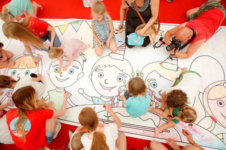 Największa kolorowanka na świecie – czy mamy nowy rekord?