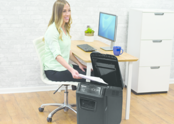 Nowoczesna niszczarka Fellowes Automax 200C z automatycznym systemem niszczenia