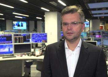 Tempo wzrostu gospodarki hamuje. Kryzys w Niemczech jeszcze nie spowalnia eksportu, ale wstrzymuje inwestycje firm