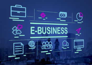 Salesforce zbadał zachowanie i zakupy online 500 mln klientów