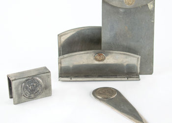 Zestaw biurkowy z cyny – prezent F. D. Roosevelta wystawiony na aukcję