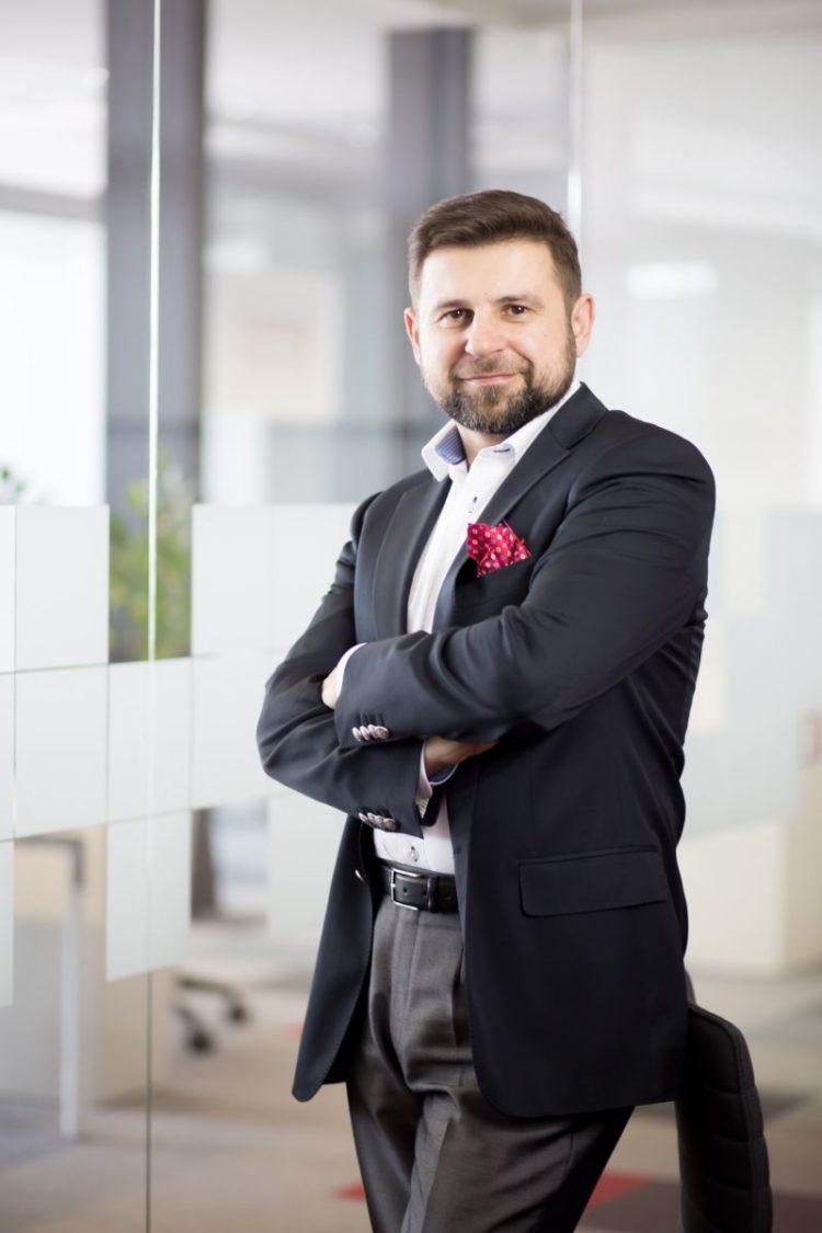 Coraz więcej firm chce korzystać z elektronicznego sądu Ultima Ratio Arbitraż online lekarstwem na zamknięte sądy powszechne i odwołane rozprawy w okresie pandemii