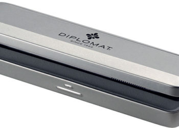 Pióro wieczne marki DIPLOMAT, kolekcja TRAVELLER, F, czarny mat