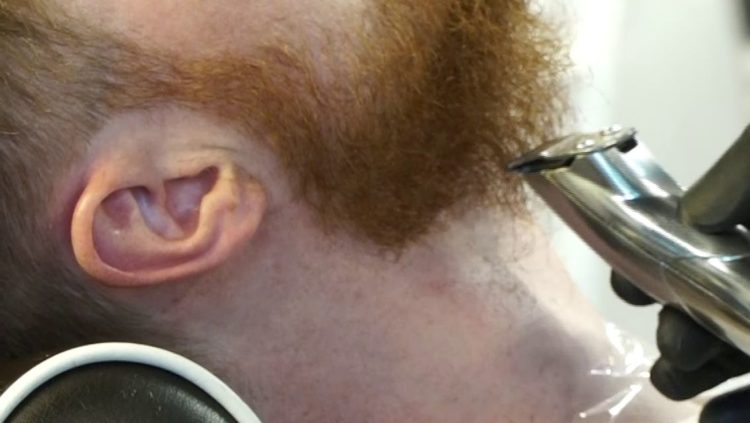 Najnowsze badania potwierdzają, że brodaci handlowcy są skuteczniejsi. Dzięki zarostowi notują nawet trzykrotnie wyższe wyniki sprzedaży, także w internecie