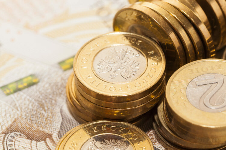 Polacy ostrzegają banki: Nie będziemy za wszelką cenę trzymać u was swoich oszczędności